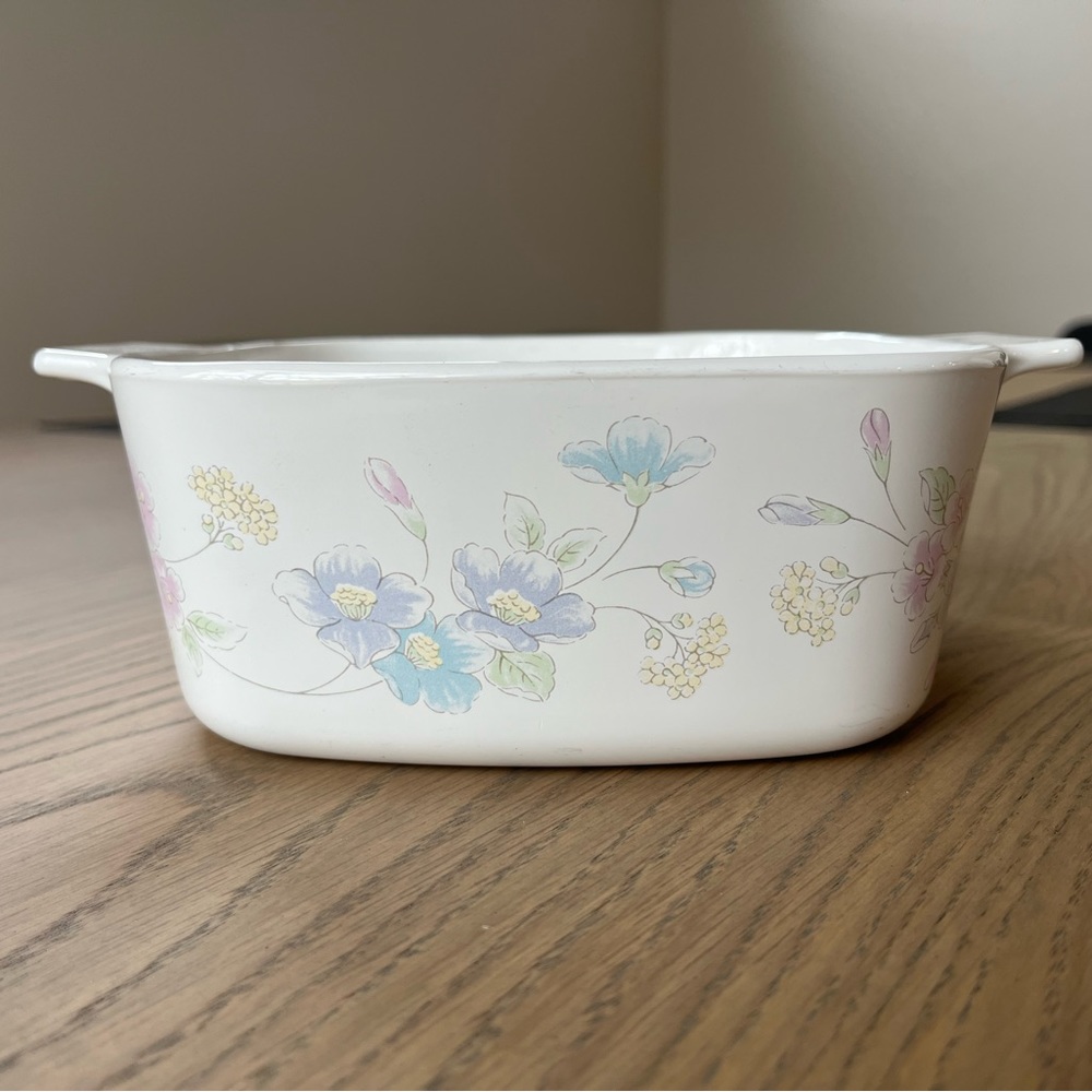 Vintage 1980s Corningware Pastel Bouquet A 1-1/2-B 1.5 LITER Casserole Dish